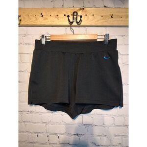 Nike athletic workout shorts size medium *